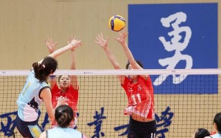 排球比足球大点可以吗，排球比足球大点可以吗